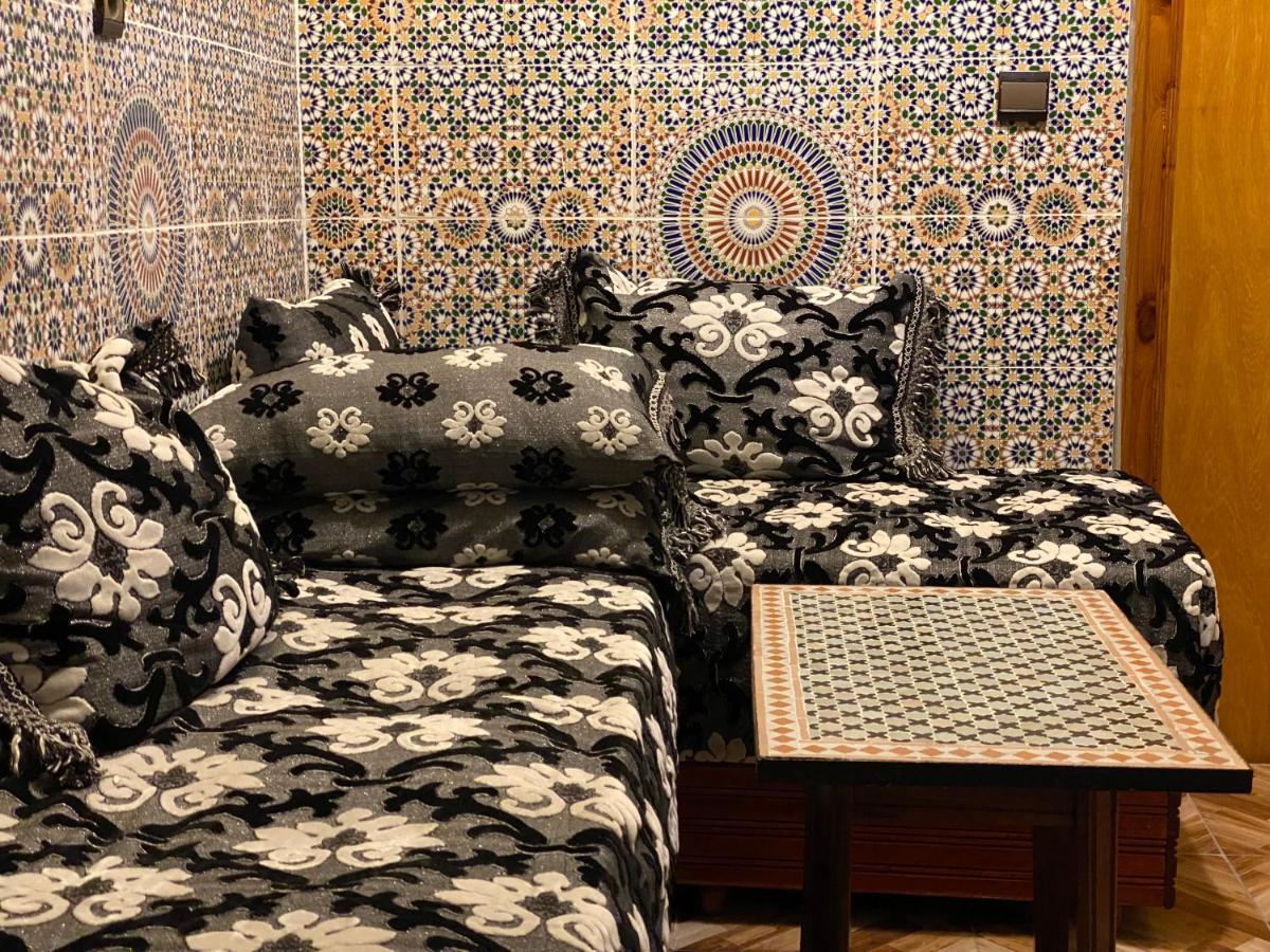 Dar benelmahi Bed & Breakfast Fez Bagian luar foto
